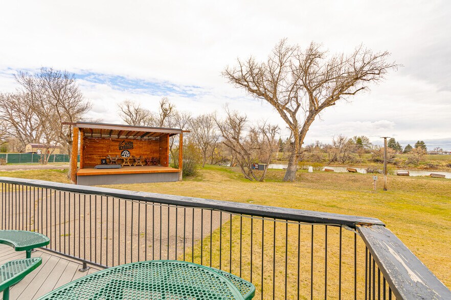 More Photos Of 1349 13th Ave SW, Great Falls Bar For Sale