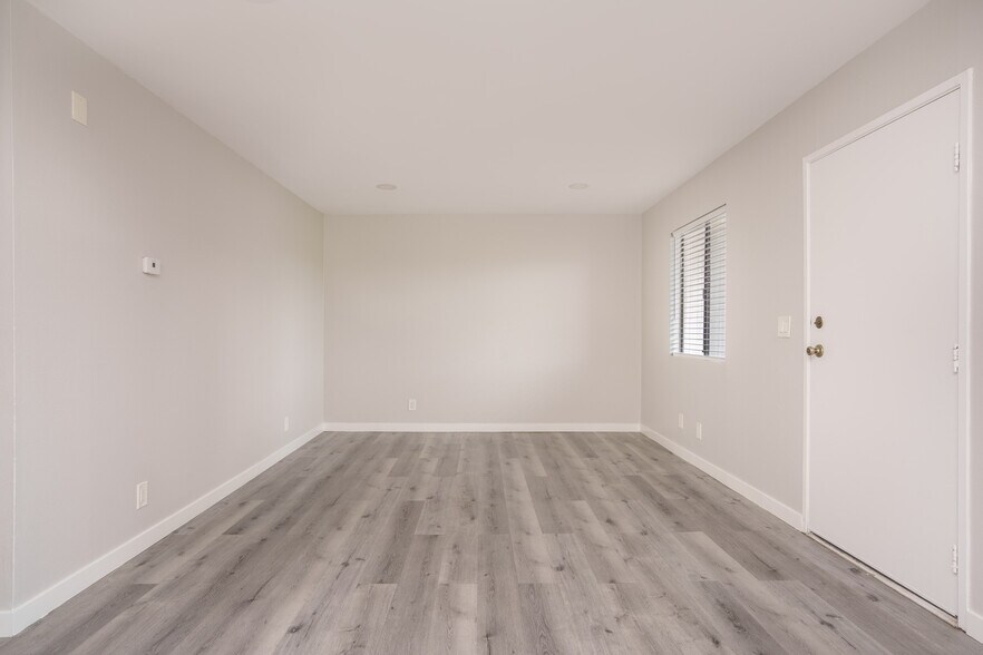 More Photos Of 1225 W 166th St, Gardena Apartments For Sale