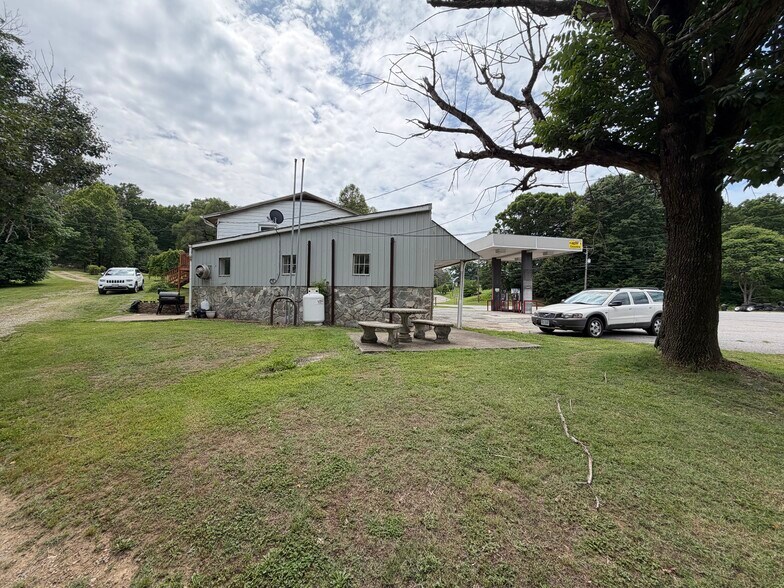 More Photos Of Old Well Rd, Spencer Service Station For Sale