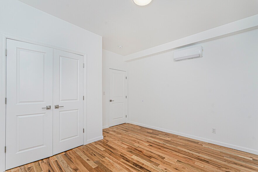 More Photos Of 1256 Bay St, Staten Island Apartments For Lease