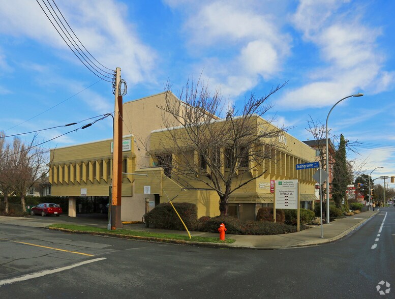Primary Photo Of 1770 Fort St, Victoria Office For Lease