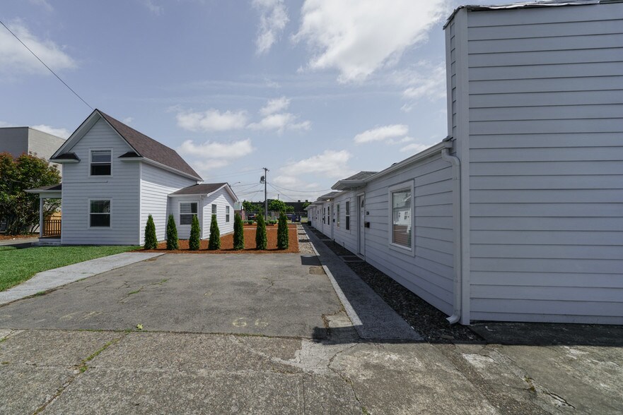 More Photos Of 1348 12th St, Salem Apartments For Sale