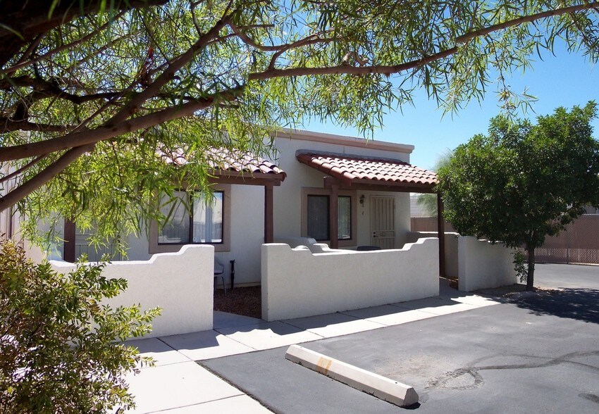 More Photos Of 311 W Pastime Rd, Tucson Apartments For Sale