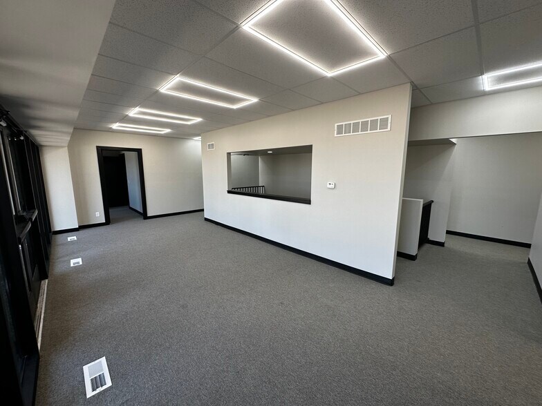 More Photos Of 1708 Prairie View Rd, Platte City Medical For Lease