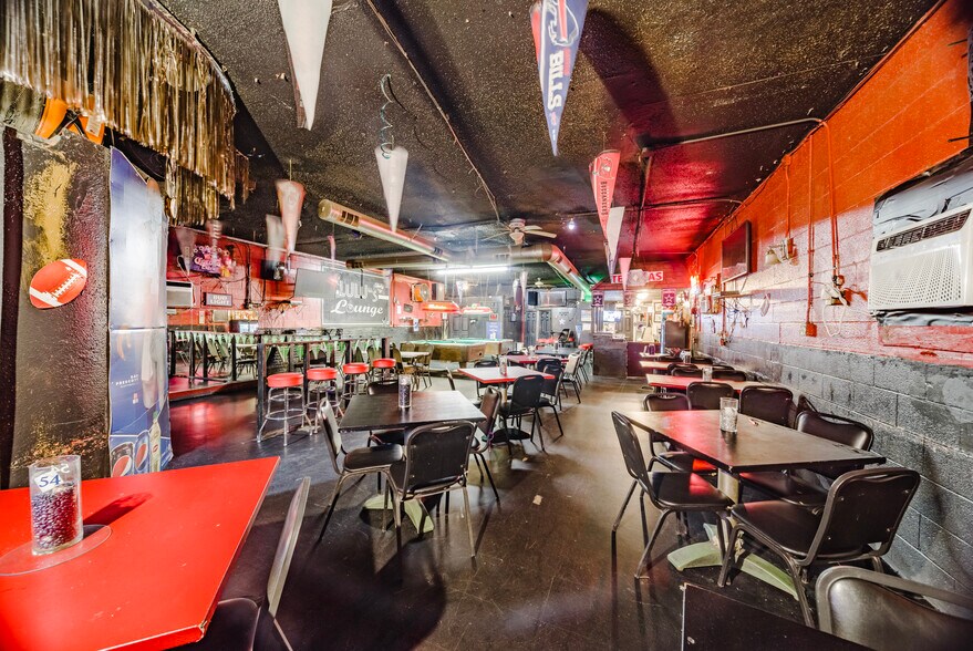 More Photos Of 3409 Miller Ave, Fort Worth Restaurant For Sale