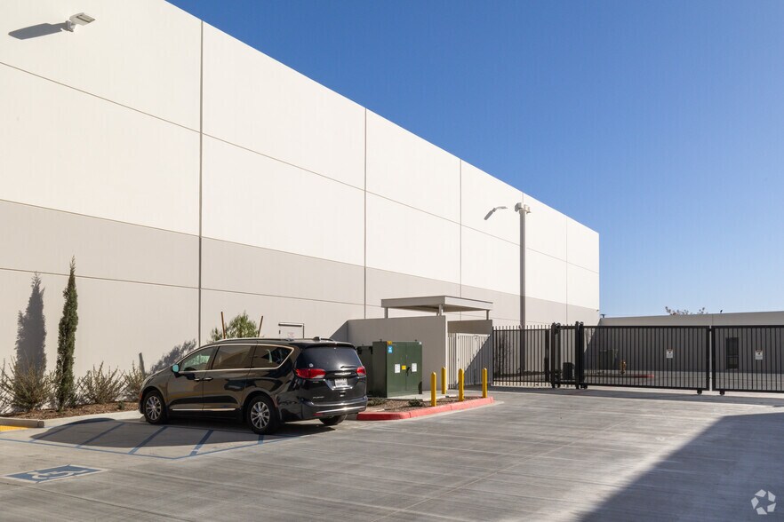 More Photos Of Old 215 Frontage Rd & Alessandro Blvd, Moreno Valley Unknown For Lease