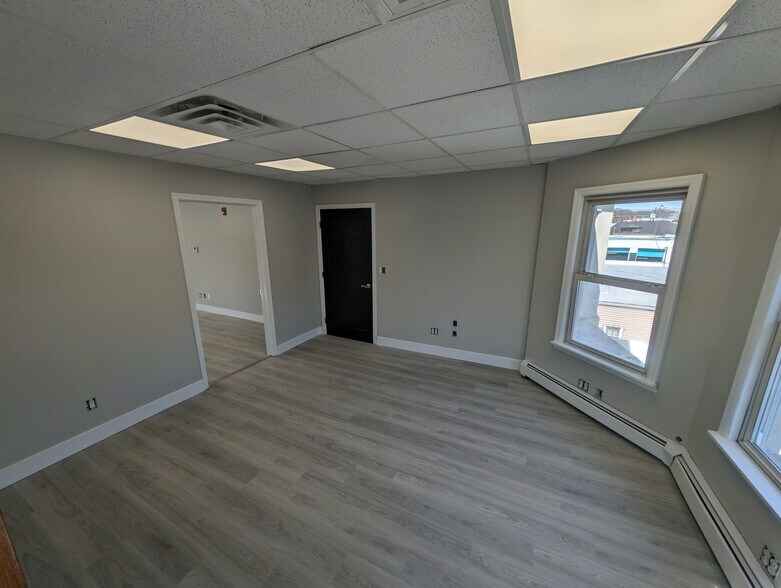 More Photos Of 1284 N Broad St, Hillside Office For Lease