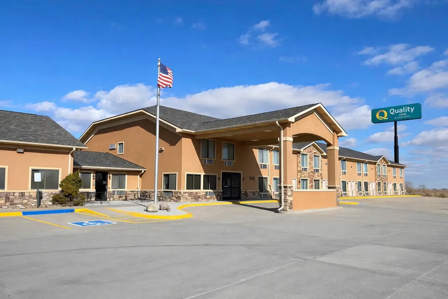 Primary Photo Of 3815 S Lincoln Ave, York Hotel For Sale