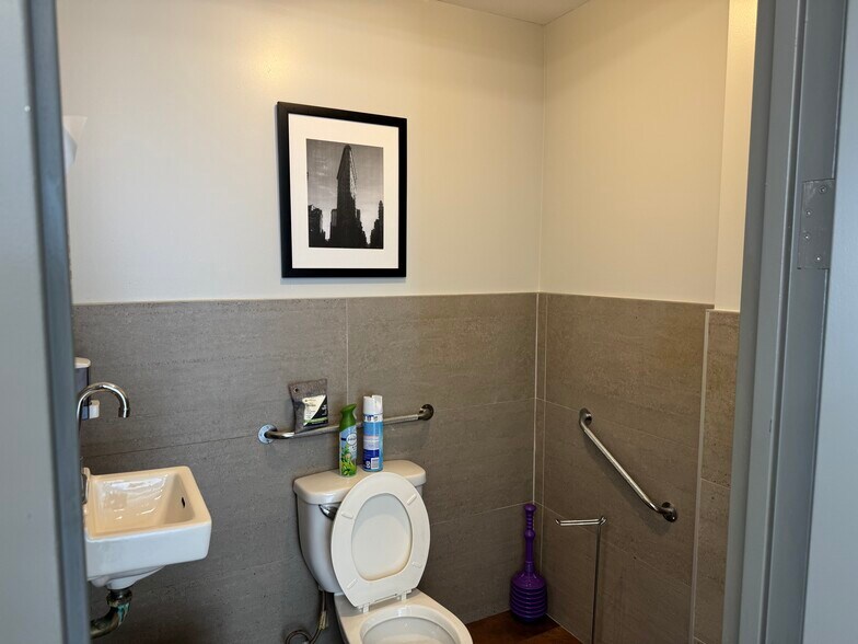More Photos Of 314 52nd St, Brooklyn Apartments For Lease