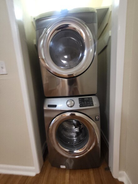 More Photos Of , Houston Multifamily For Sale