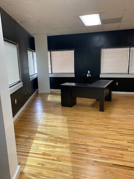 More Photos Of 7457 Aloma Ave, Winter Park Office For Lease