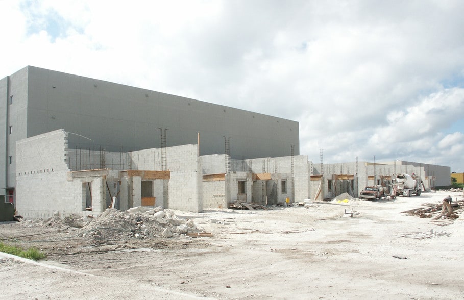 More Photos Of 5900 NW 99th Ave, Miami Light Distribution For Lease