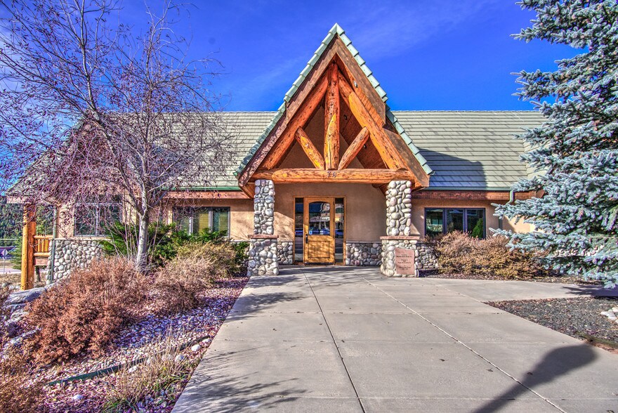 More Photos Of 70 Morning Sun Dr, Woodland Park Loft Creative Space For Sale