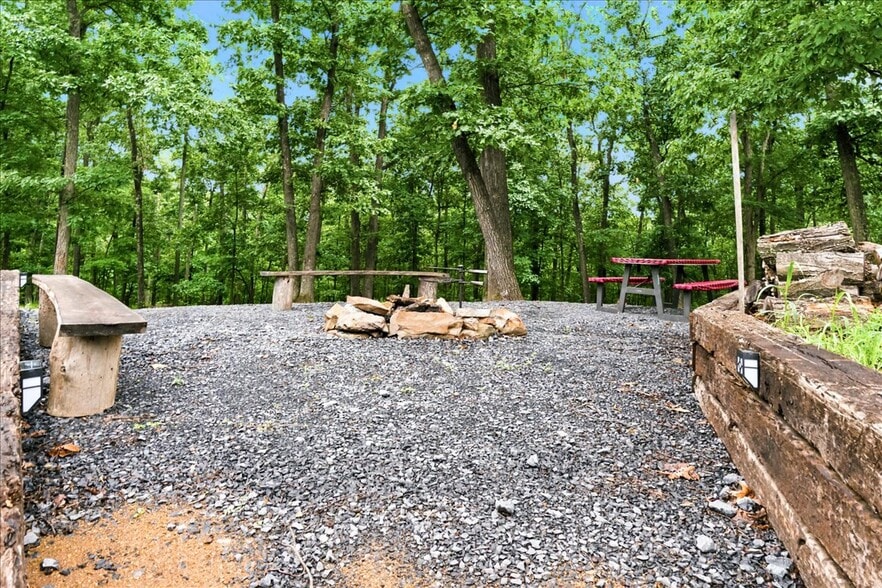 More Photos Of 1309 Redland Rd, Cross Junction Winery Vineyard For Sale