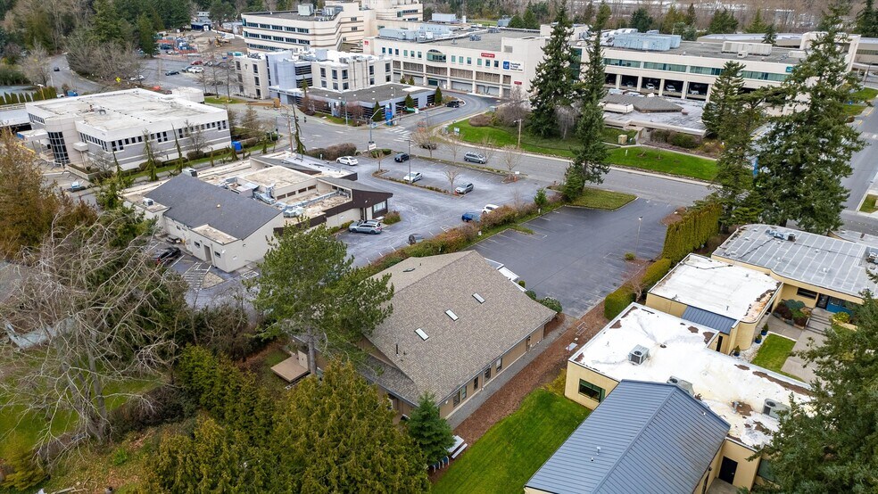 More Photos Of 3010 Squalicum Pky, Bellingham Office For Sale