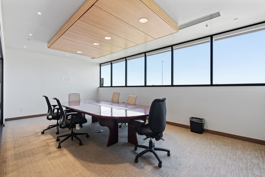 More Photos Of 1403-1405 W 2200 S, Salt Lake City Office For Lease