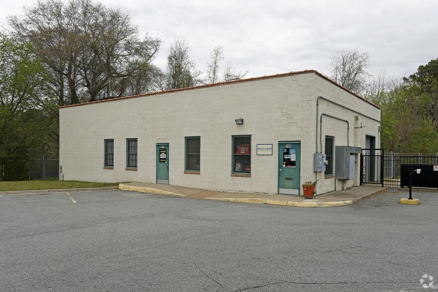 More Photos Of 110 Virginia Ham Dr, Suffolk Warehouse For Lease