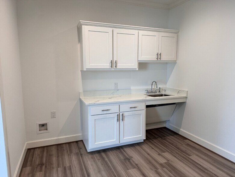 More Photos Of 400 Stonebrook Pky, Frisco Medical For Lease