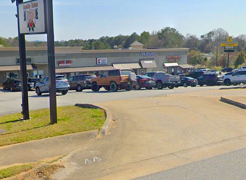 More Photos Of 5870 Veterans Pky, Columbus Unknown For Lease