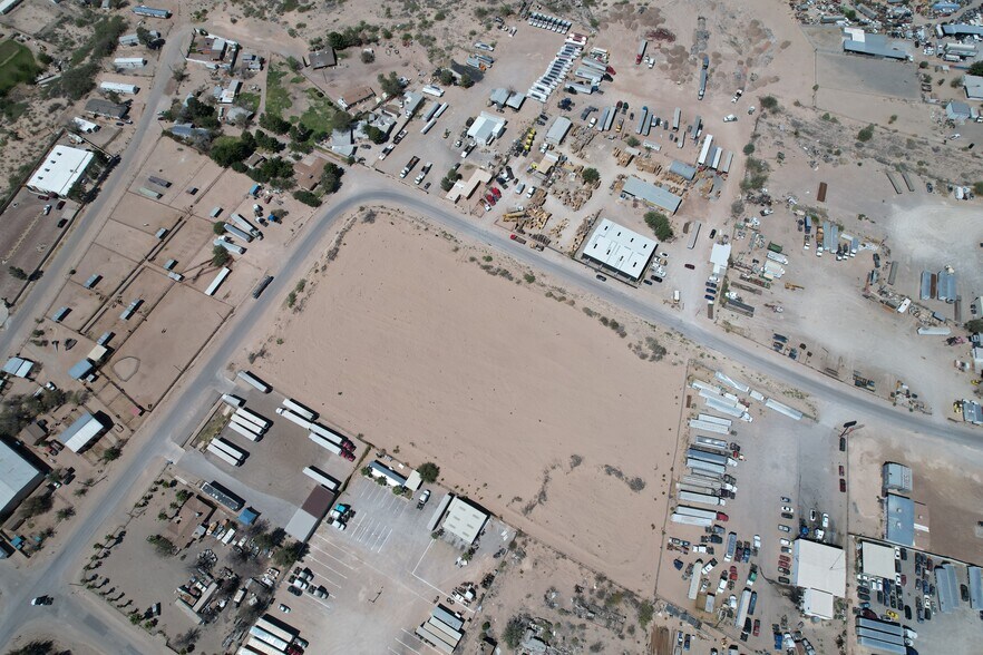 More Photos Of 1110 Robin Rd, Socorro Land For Sale