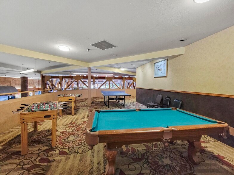 More Photos Of 850 S Bluff St, Saint George Hotel For Sale