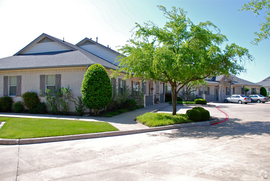 Primary Photo Of 2609 Sagebrush Dr, Flower Mound Office For Lease