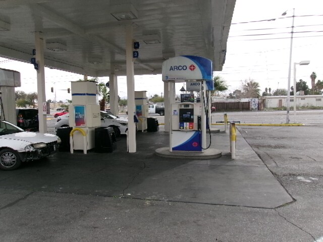 More Photos Of 3885 E Charleston Blvd, Las Vegas Convenience Store For Sale