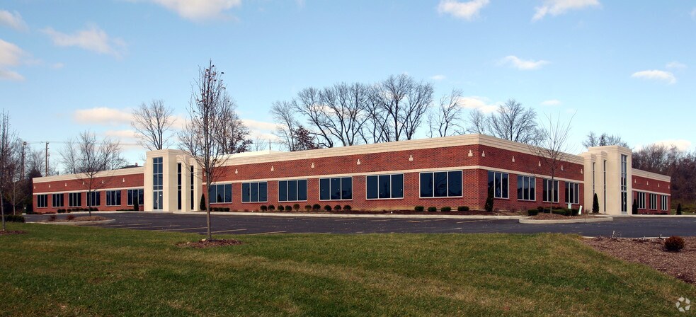 More Photos Of 3060 Little Hills Expy, Saint Charles Office For Lease