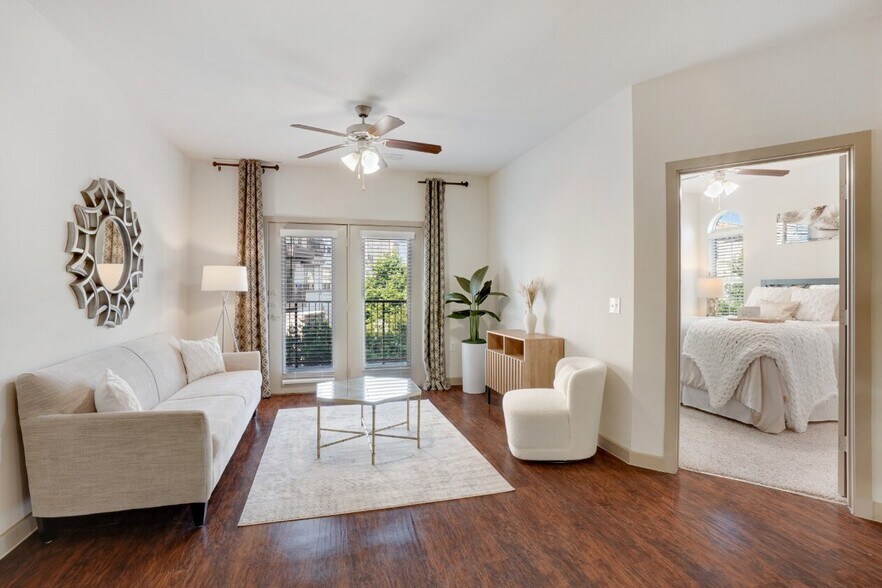 More Photos Of 1601 E Debbie Ln, Mansfield Apartments For Lease