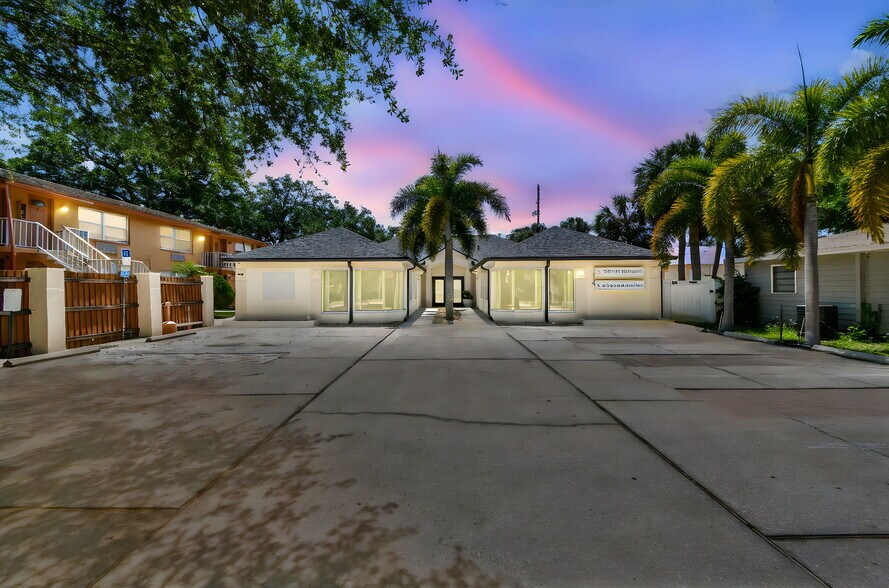 More Photos Of 670 2nd St N, Safety Harbor Medical For Lease