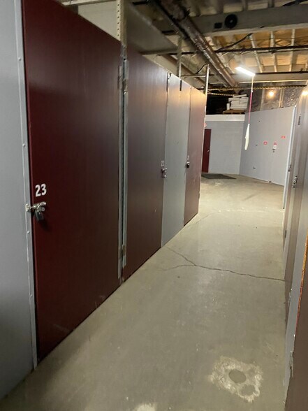 More Photos Of 341 Goddard Rd, Wyandotte Self Storage For Sale