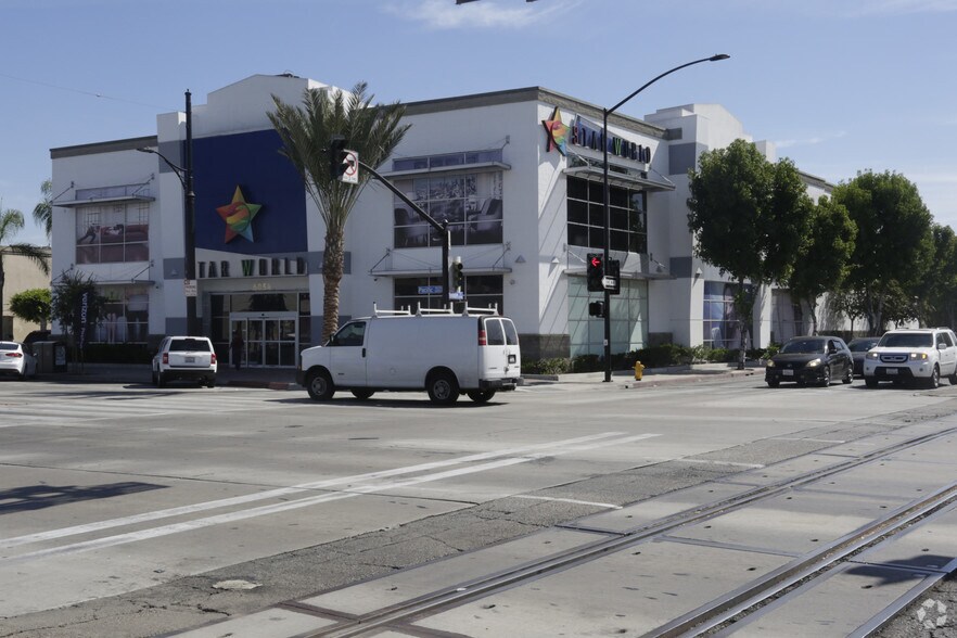 More Photos Of 6054 Pacific Blvd, Huntington Park Freestanding For Lease