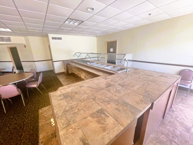 More Photos Of 1700 US-280, Phenix City Hotel For Sale