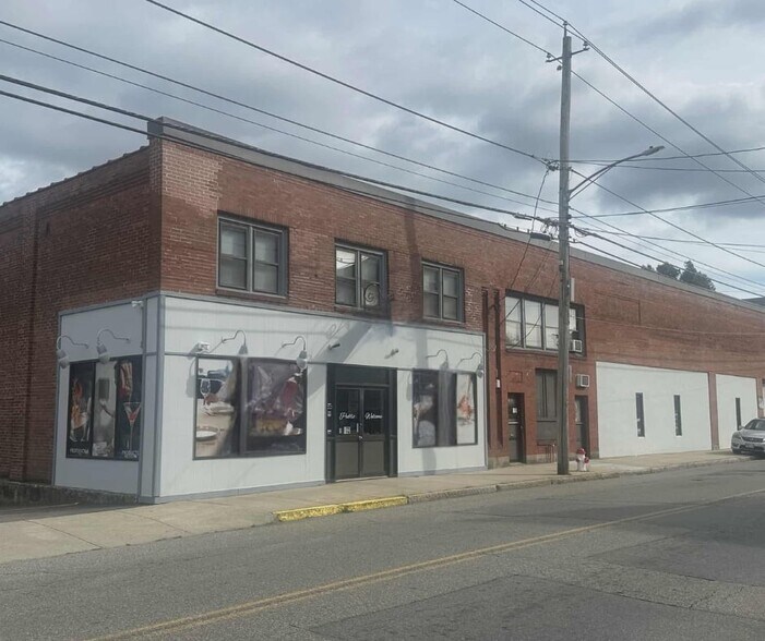 Primary Photo Of 829 Robeson St, Fall River Storefront Retail Office For Sale