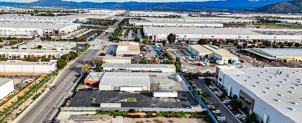More Photos Of 3091 Indian Ave, Perris Manufacturing For Sale
