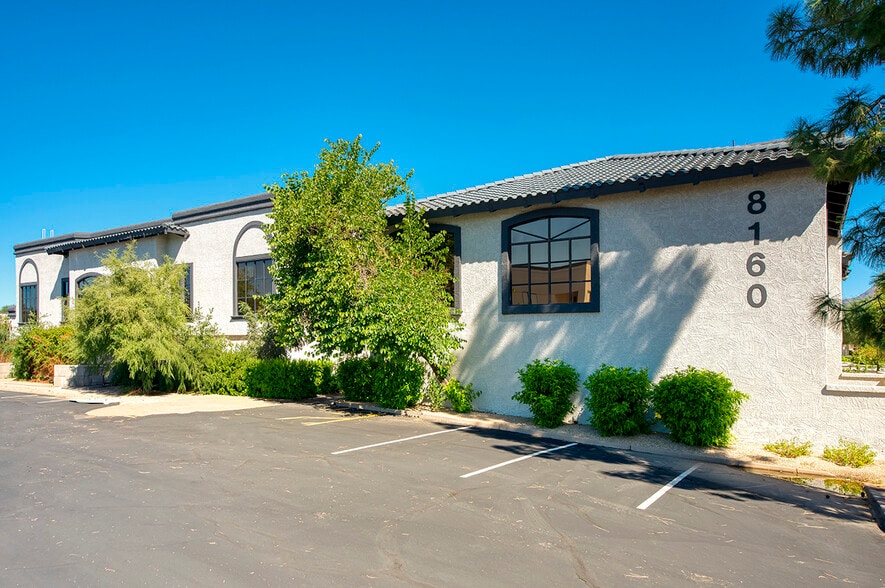 More Photos Of 8160 E Butherus Dr, Scottsdale Office For Sale