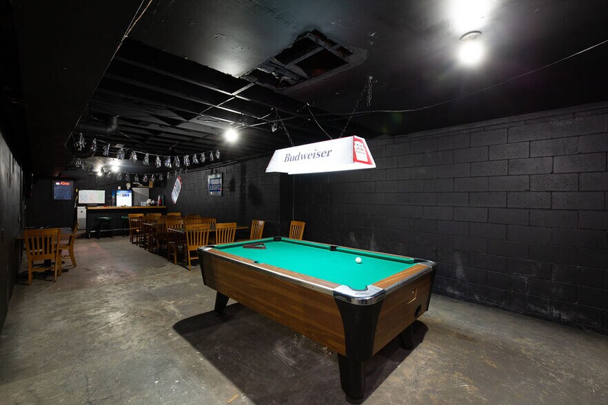 More Photos Of 48 Little Missouri Rd, Jane Restaurant For Sale