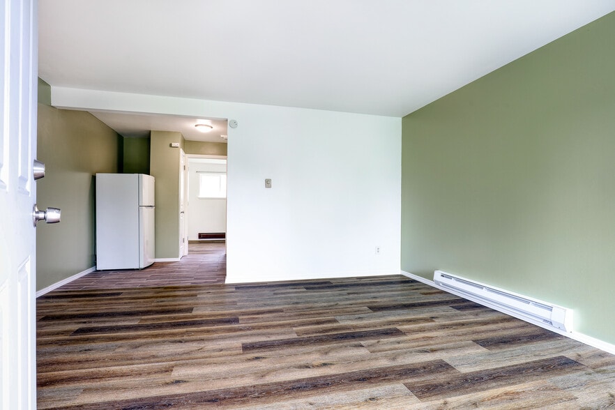 More Photos Of 720 Washington Ave N, Kent Apartments For Sale