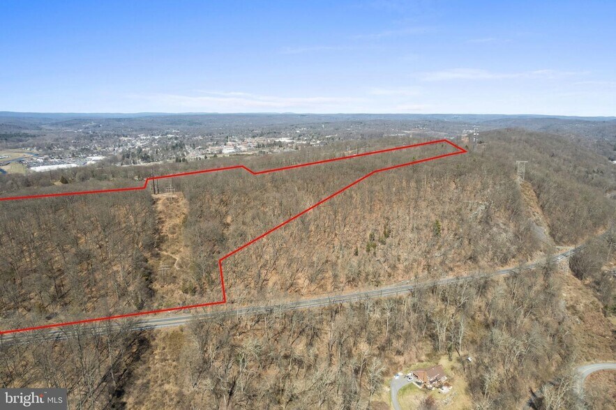 More Photos Of 3154 Godfrey Ridge Dr, Stroudsburg Apartments For Sale