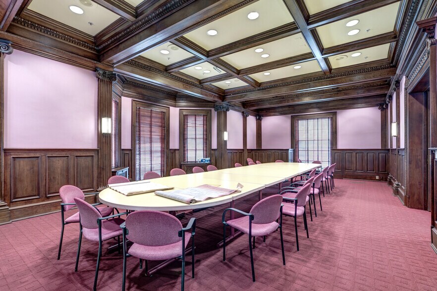 More Photos Of 2040 S St NW, Washington Office For Sale