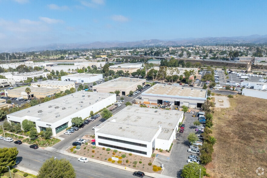 More Photos Of 6085 King Dr, Ventura Manufacturing For Sale