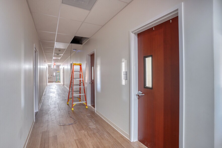 More Photos Of 4 E Laurel St, Georgetown Office For Lease