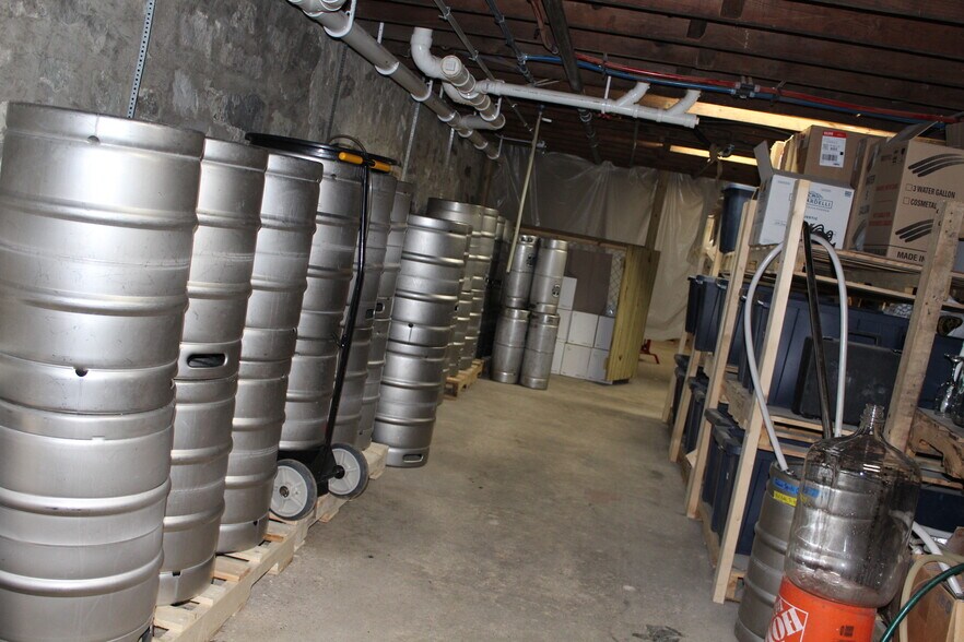 More Photos Of 4574 Dowling St, Montague Freestanding For Sale