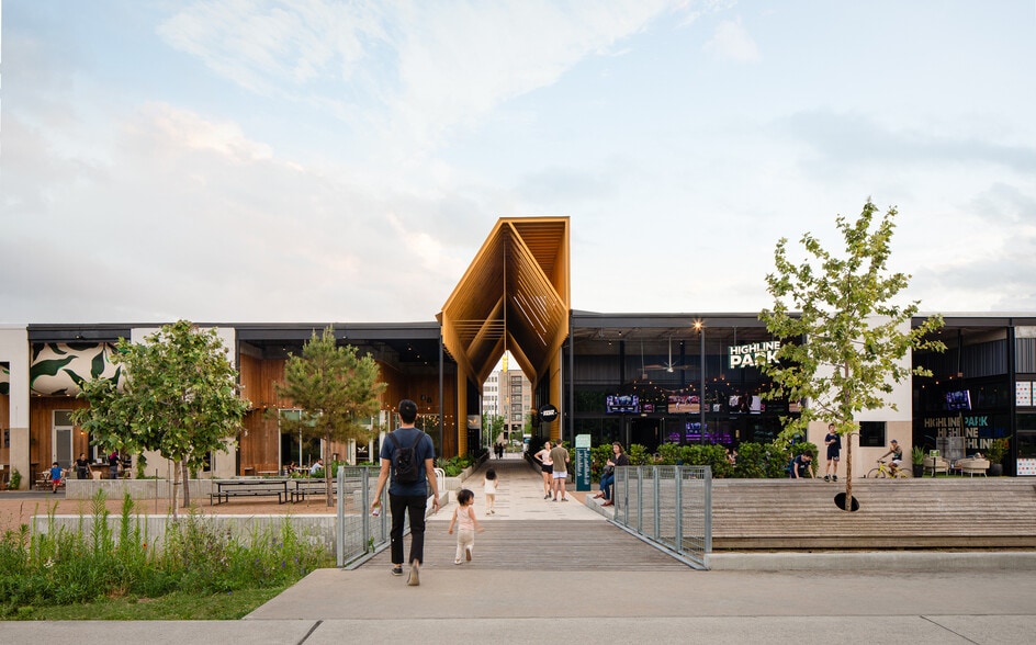 More Photos Of 600 N Shepherd Dr, Houston Unknown For Lease