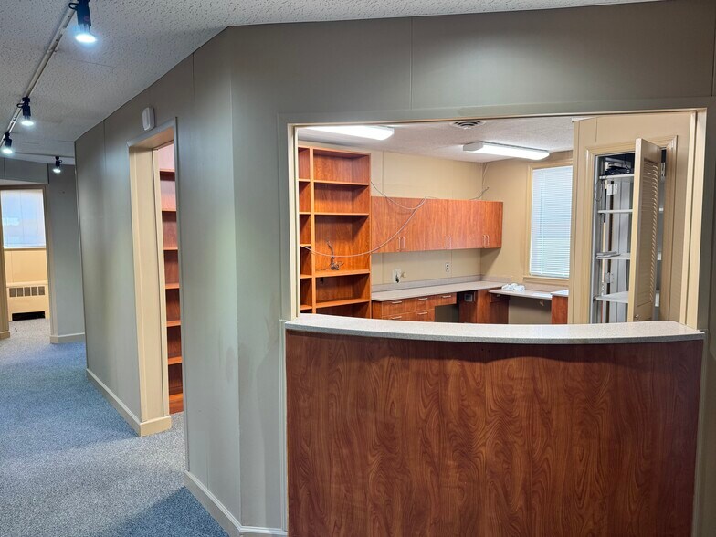 More Photos Of 97 Northfield Ave, West Orange Medical For Lease