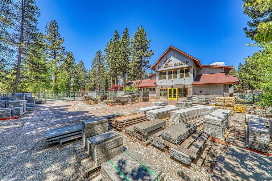 More Photos Of 10642 Pioneer Trl, Truckee Freestanding For Sale