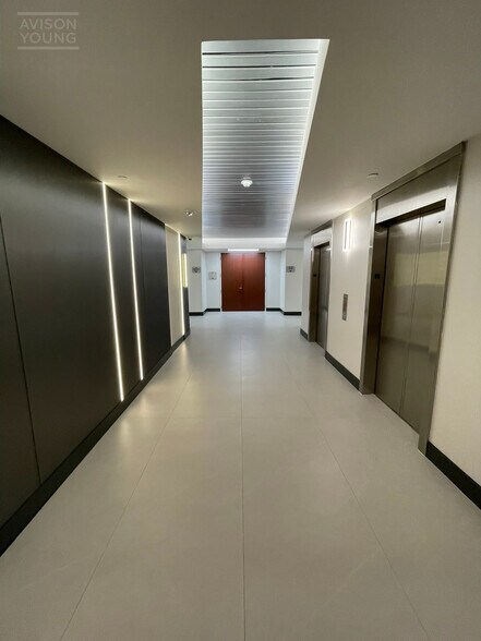 More Photos Of 1211 State Road 436, Orlando Office For Lease