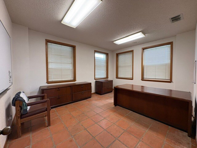 More Photos Of 1500 Simmons Ave, Jourdanton Warehouse For Sale