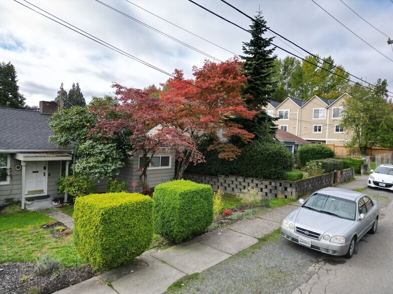More Photos Of 3907 NE 50th St, Seattle Land For Sale