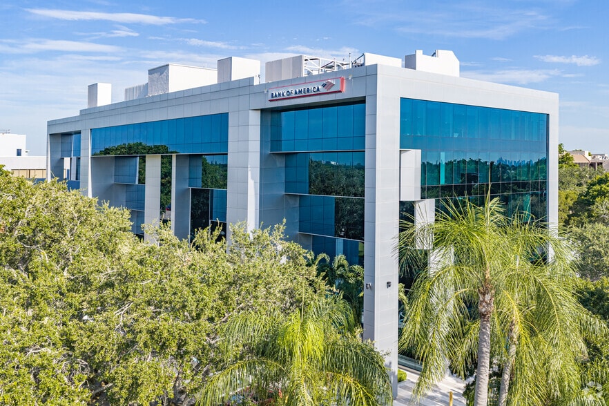 More Photos Of 4601 Sheridan St, Hollywood Office For Lease